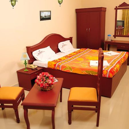 Kondotty Hotel Nuhman מראה חיצוני תמונה