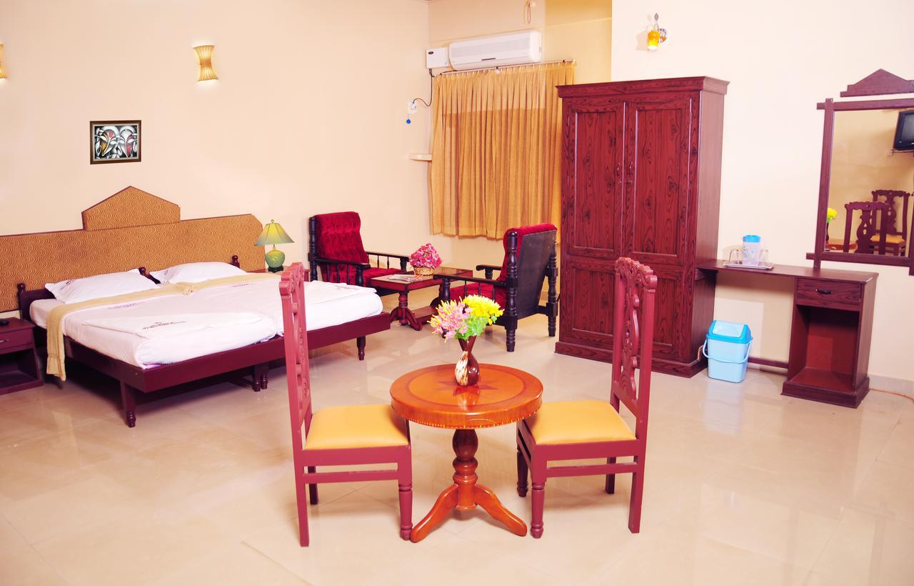 Kondotty Hotel Nuhman מראה חיצוני תמונה