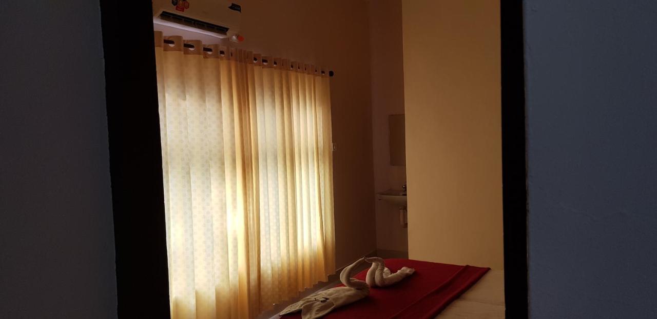 Kondotty Hotel Nuhman מראה חיצוני תמונה